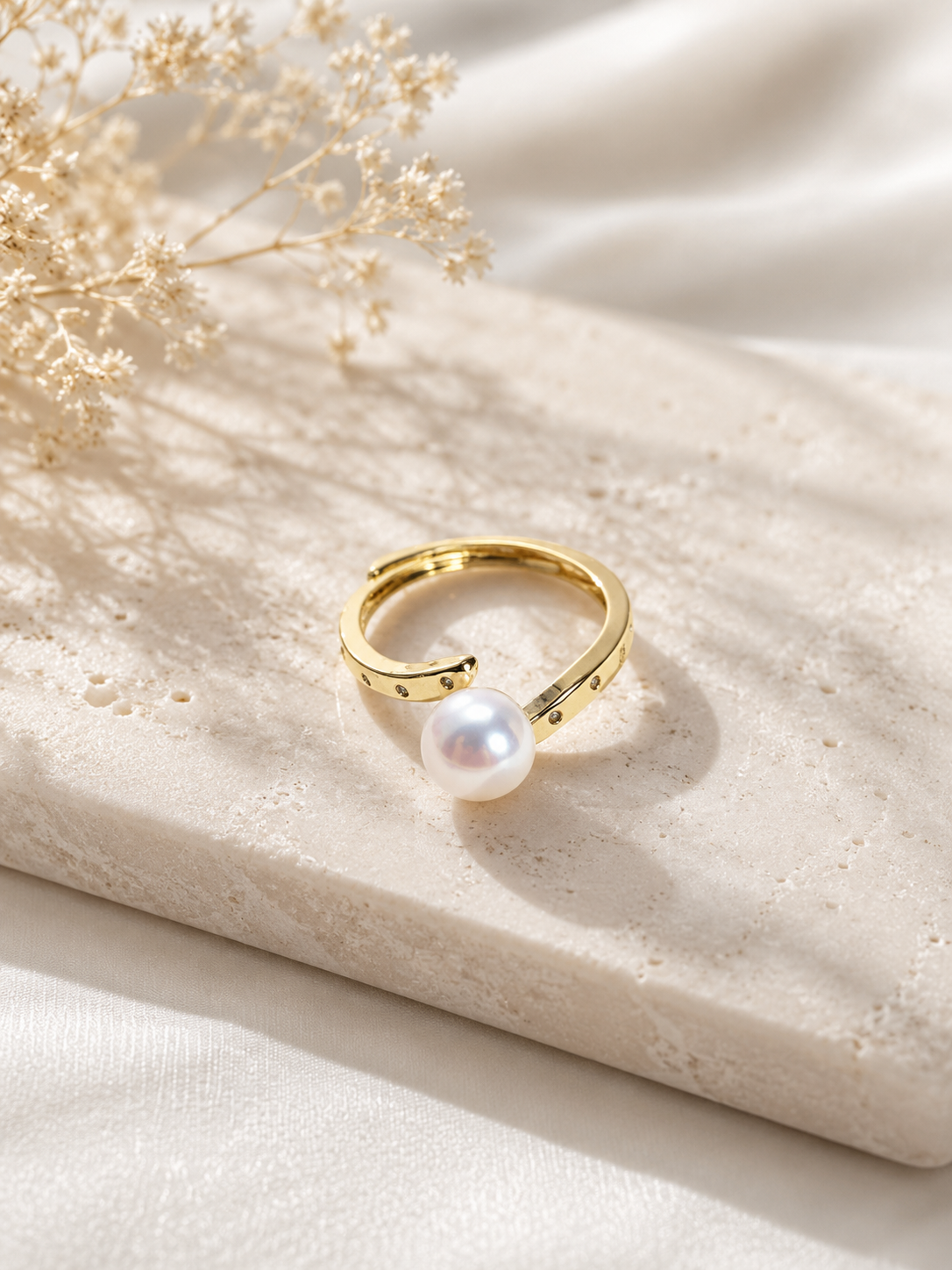 Zinnia Pearl Ring