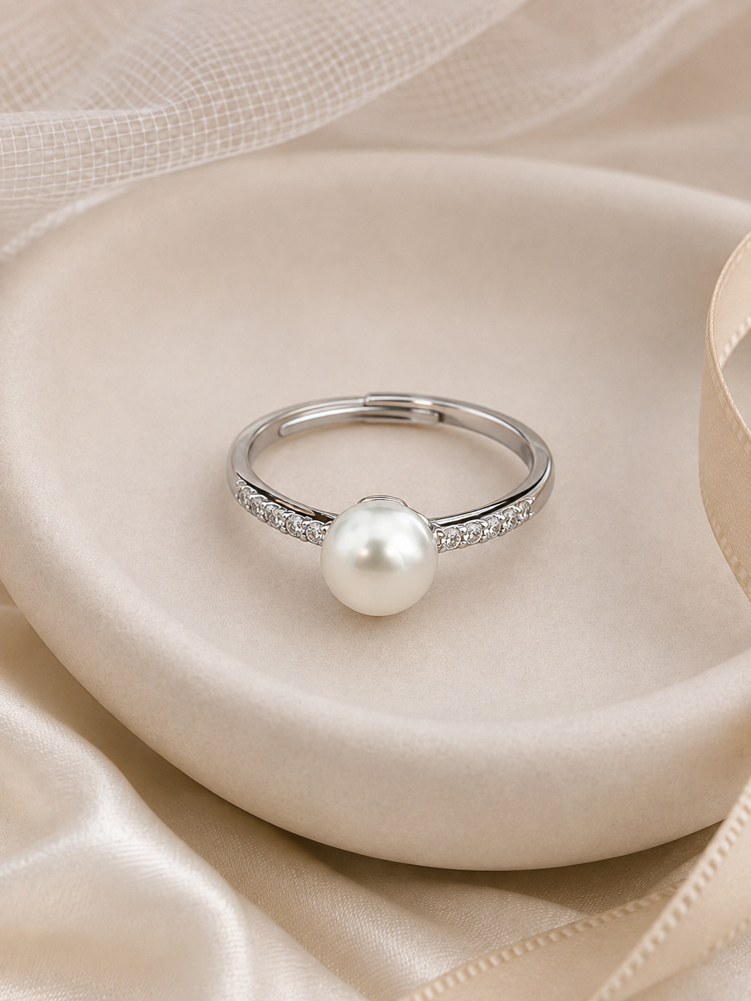 Lynn Pearl Ring (silver)