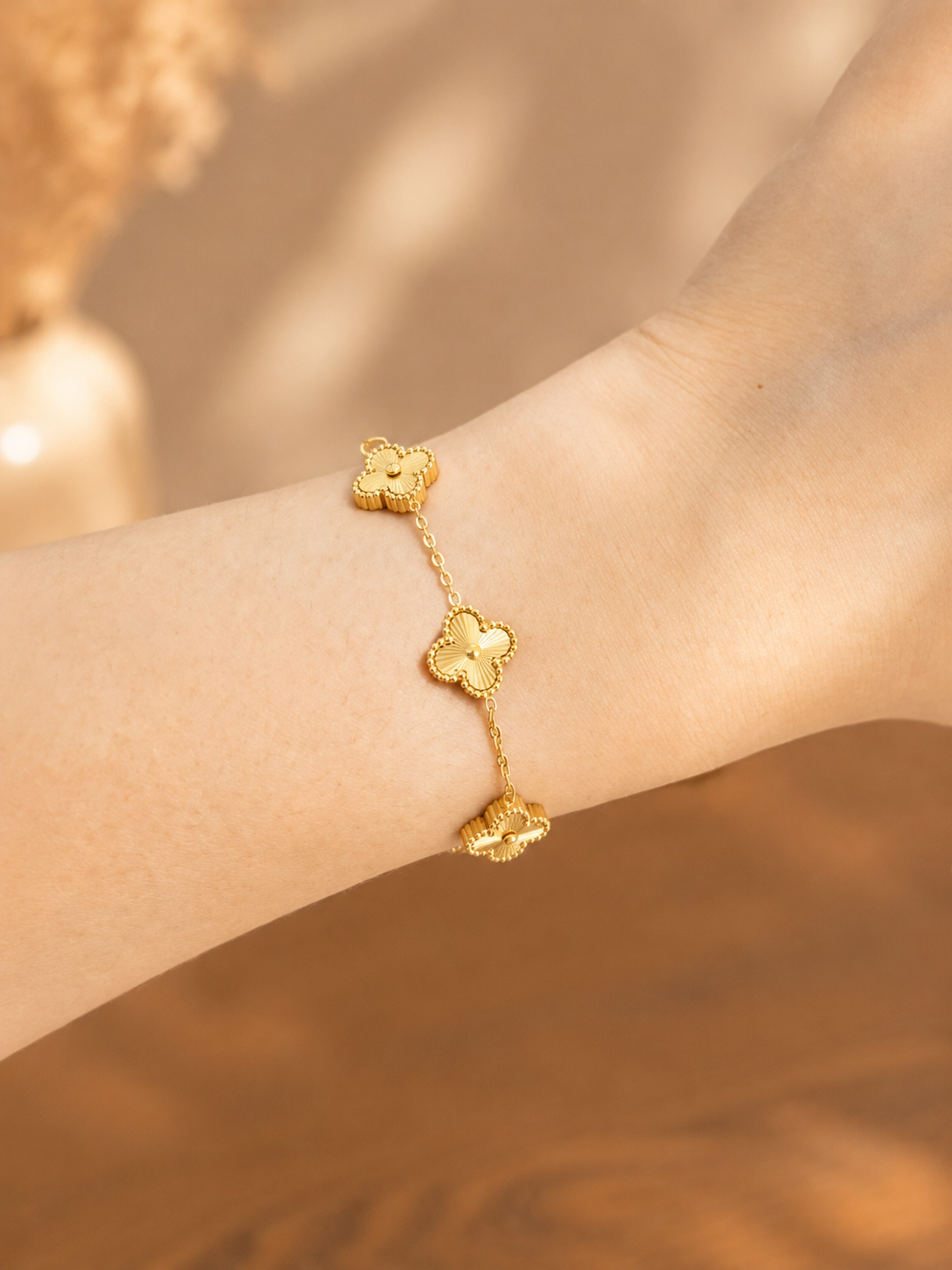 Clover Gold Bracelet