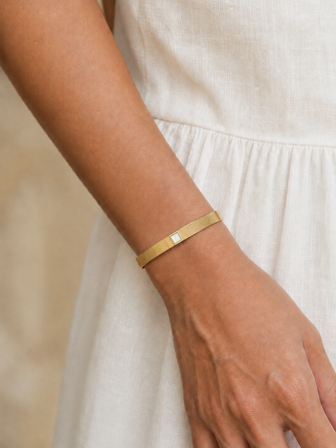 Noemi Bangle