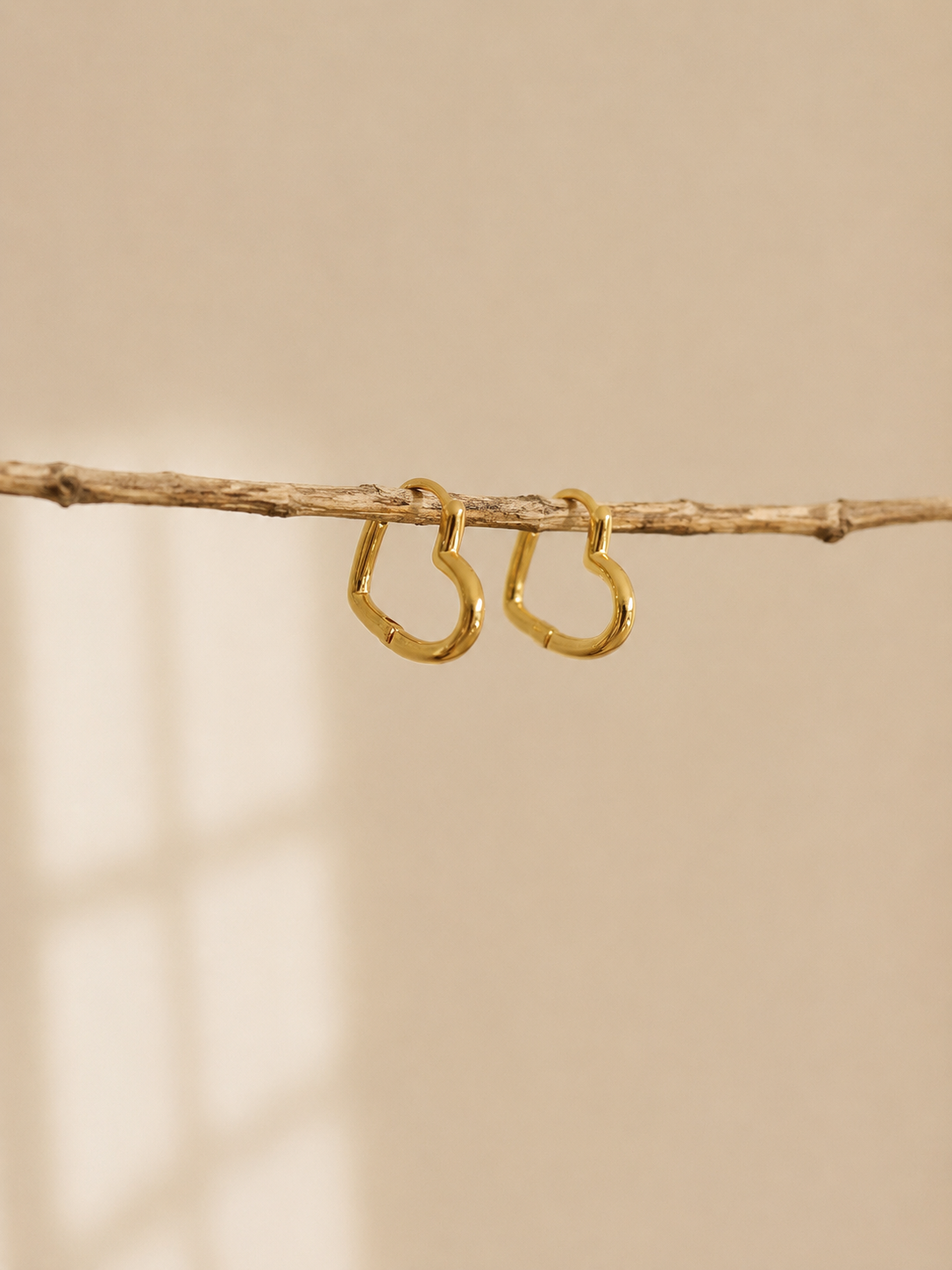 Alaia Heart Hoops