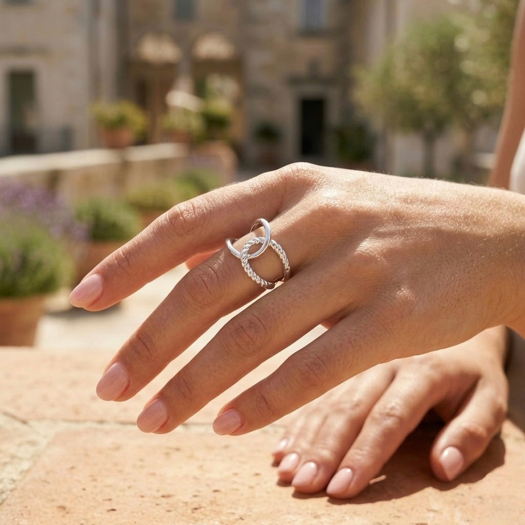 Amara Ring
