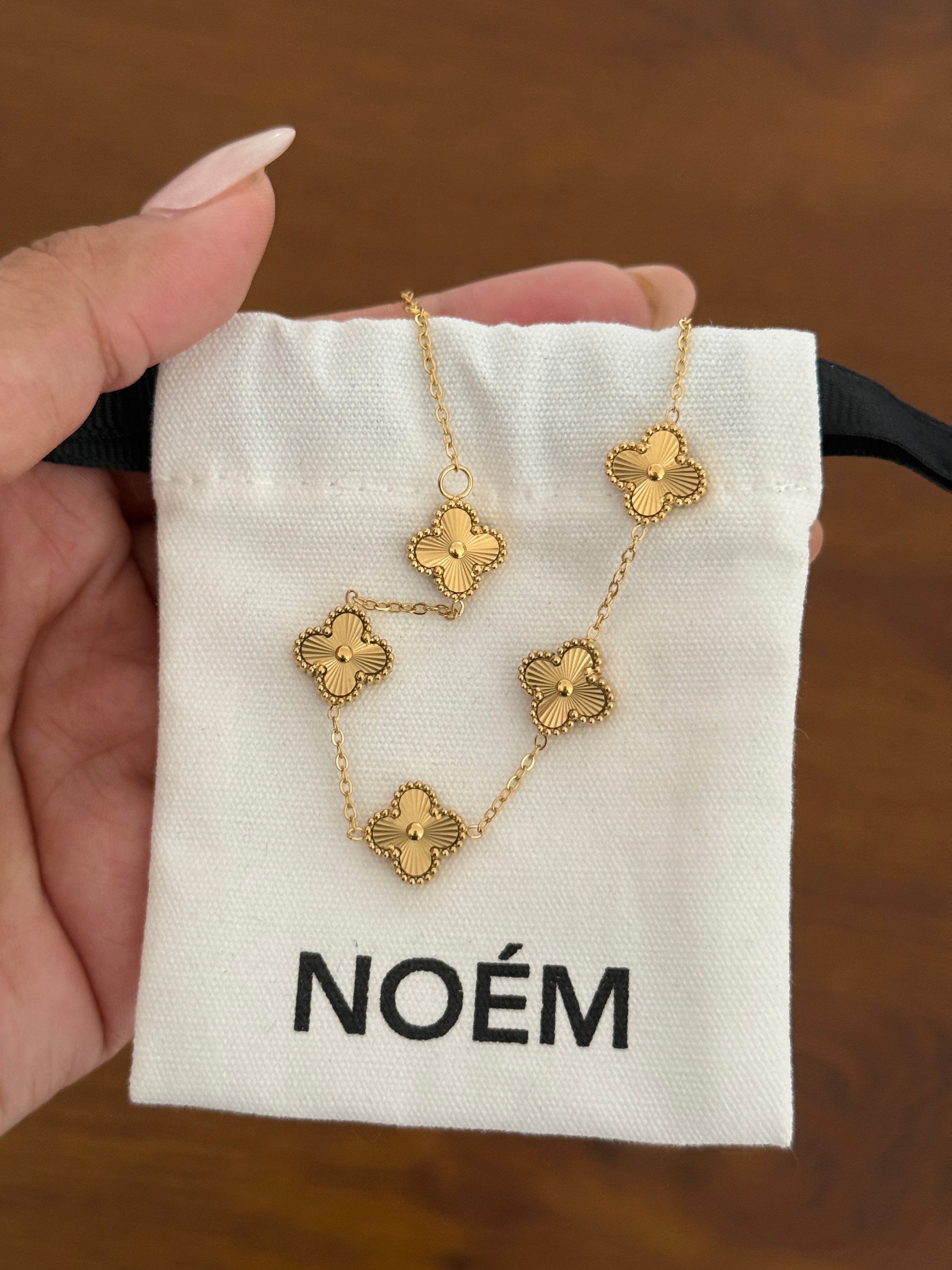 Clover Gold Bracelet