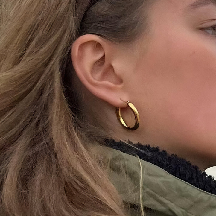 Kiara Hoops
