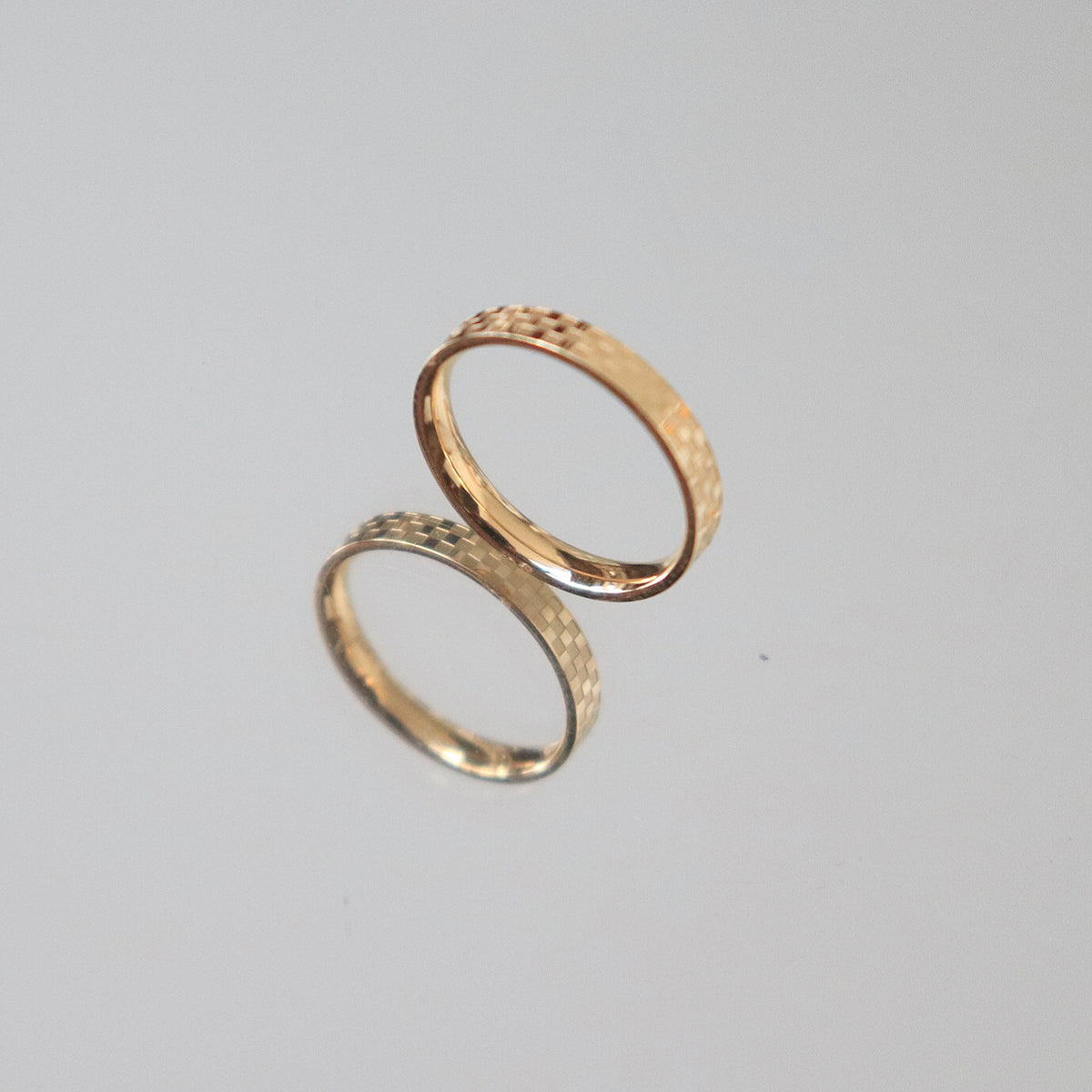 Eseme Ring