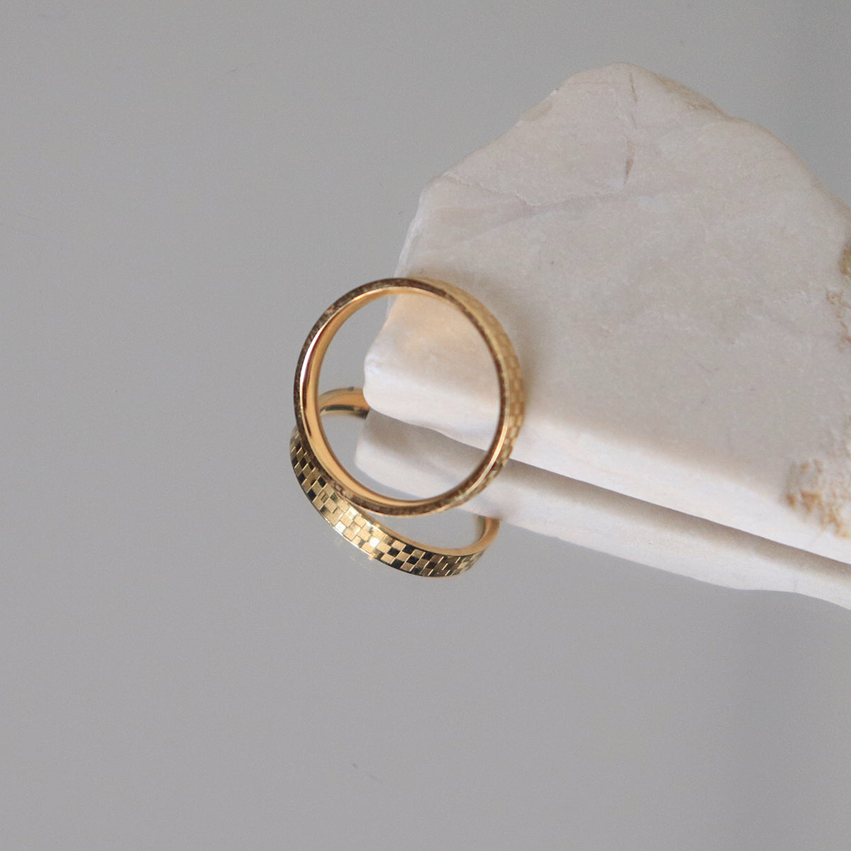 Eseme Ring