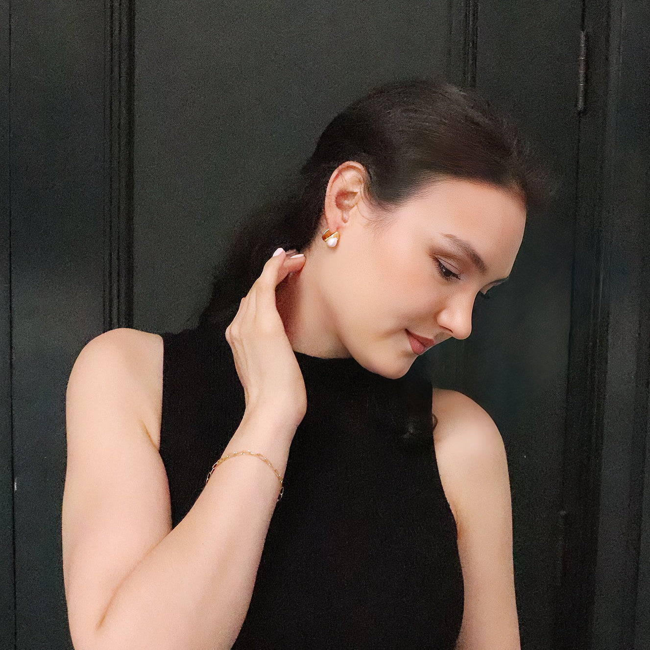 Anna Pearl Earrings