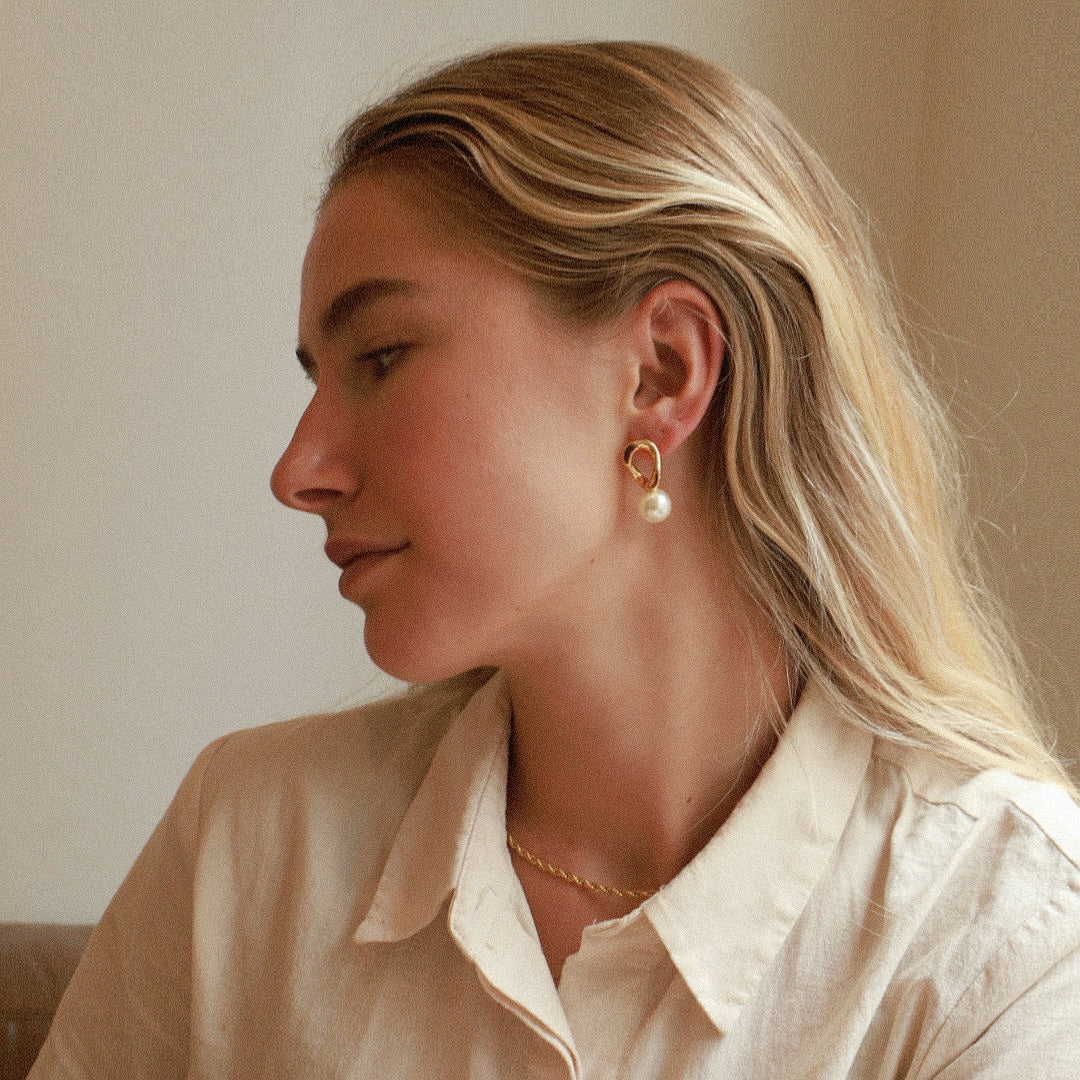Jocelyn Pearl Earrings