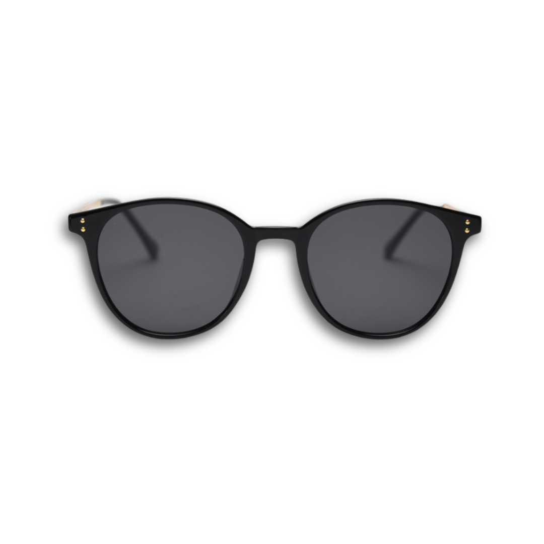The Arden sunglasses in classic black with dark grey lenses, showcasing cool and versatile round-frame design