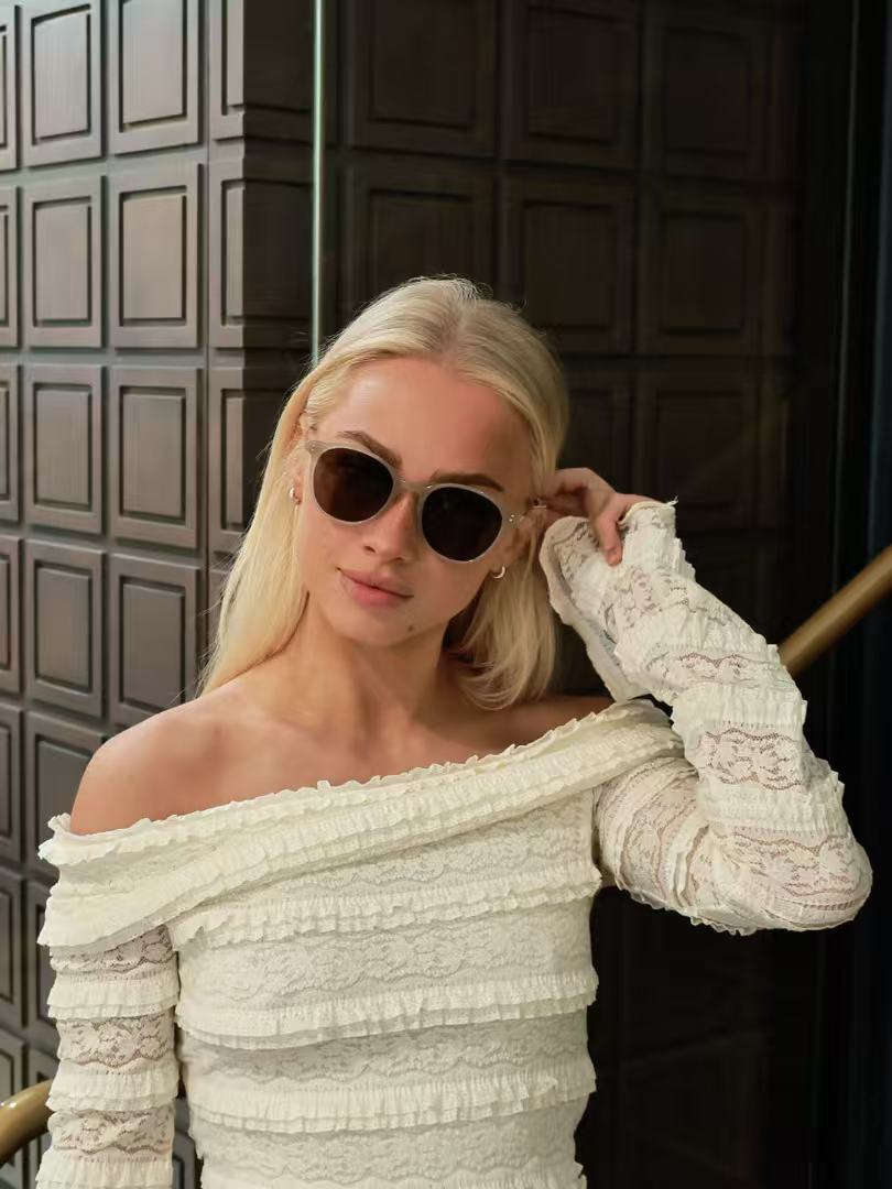 Classic round unisex beige color sunglasses | polarised lenses, 100% UV protection, stylish trendy fashion