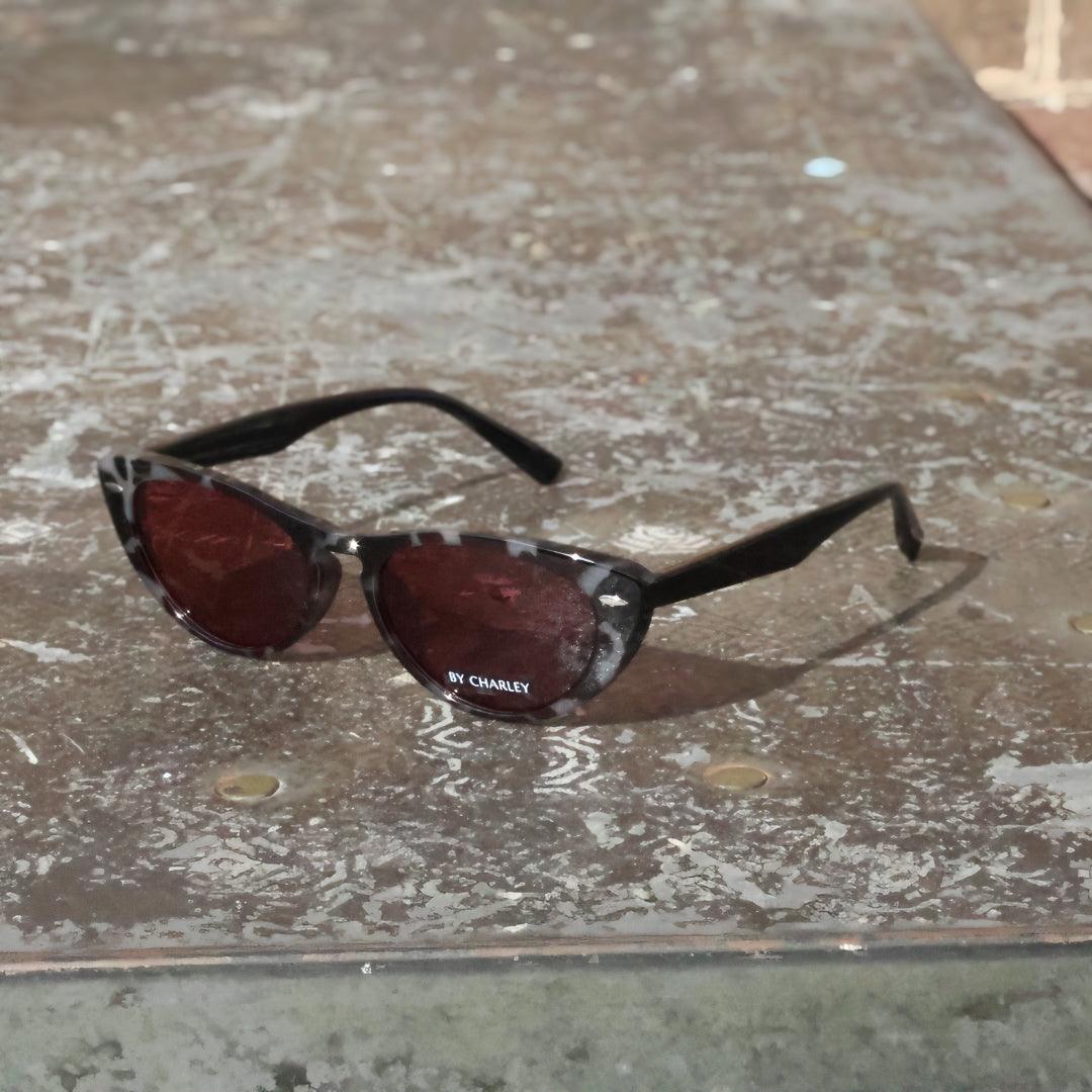 unisex vintage cat eye sunglasses with modern polarised lenses. Stylish cat eye sunglasses inspired by classic vintage fashion.