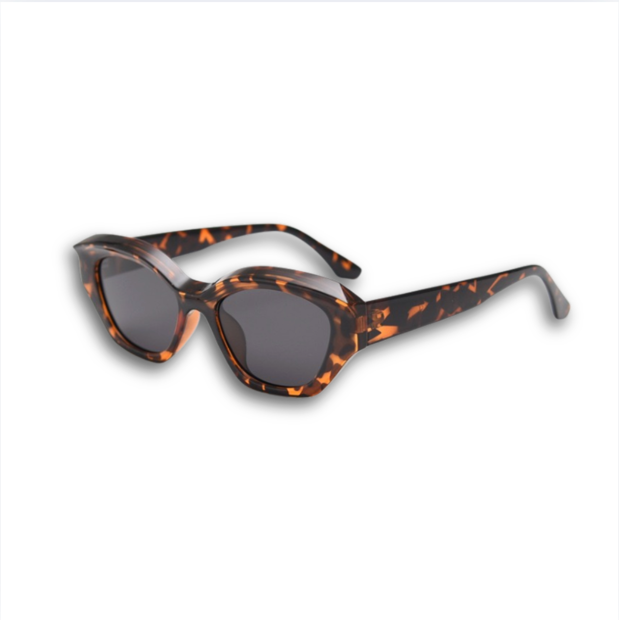 Stylish unisex polarized cat-eye sunglasses by By Charley, featuring a classic tortoiseshell frame that offers 100% UV protection and glare reduction for a bold, vintage-inspired aesthetic.