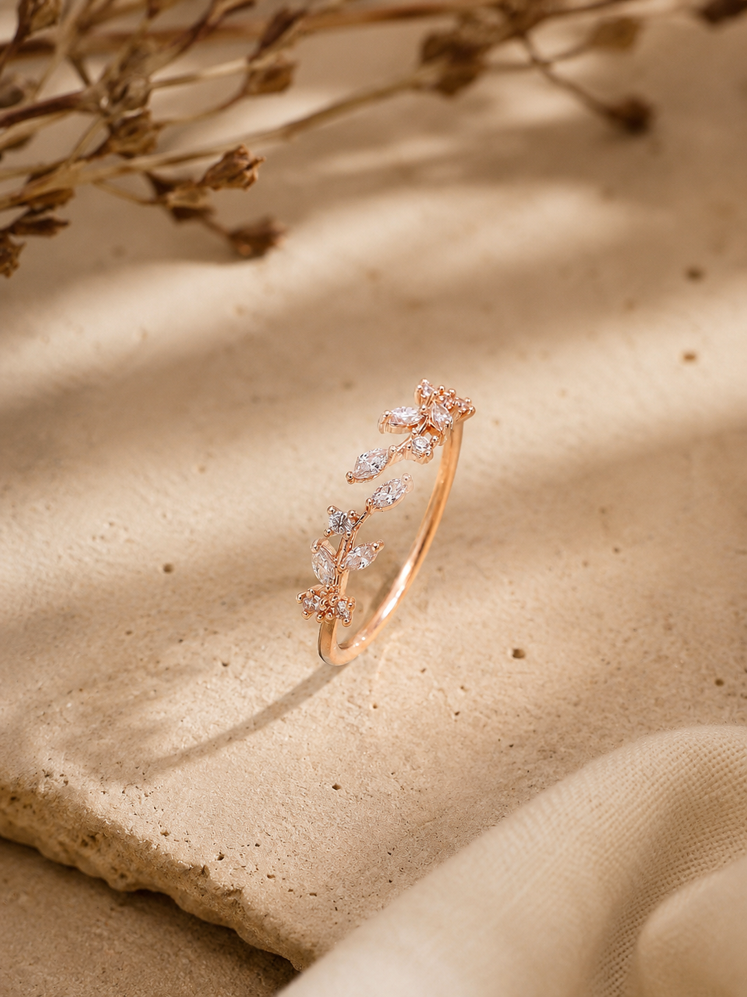 Adeline leaf ring (rose gold)