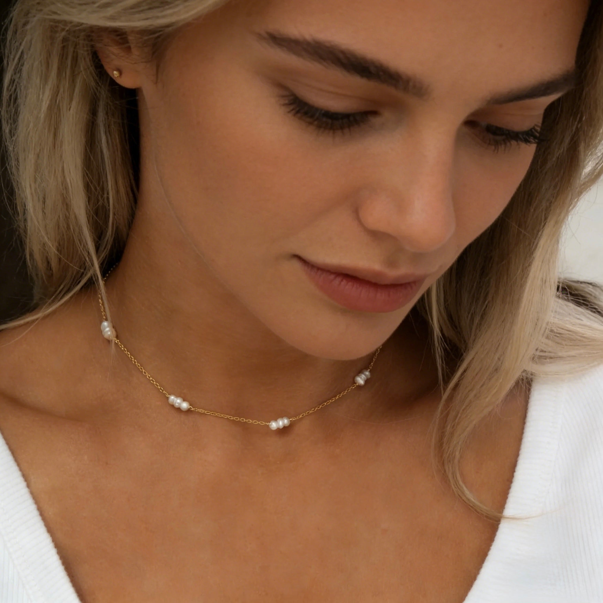 Ariana Pearl Necklace