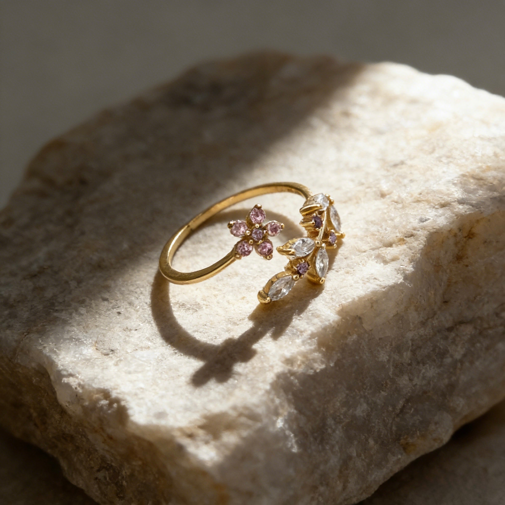 Alinea leaf ring