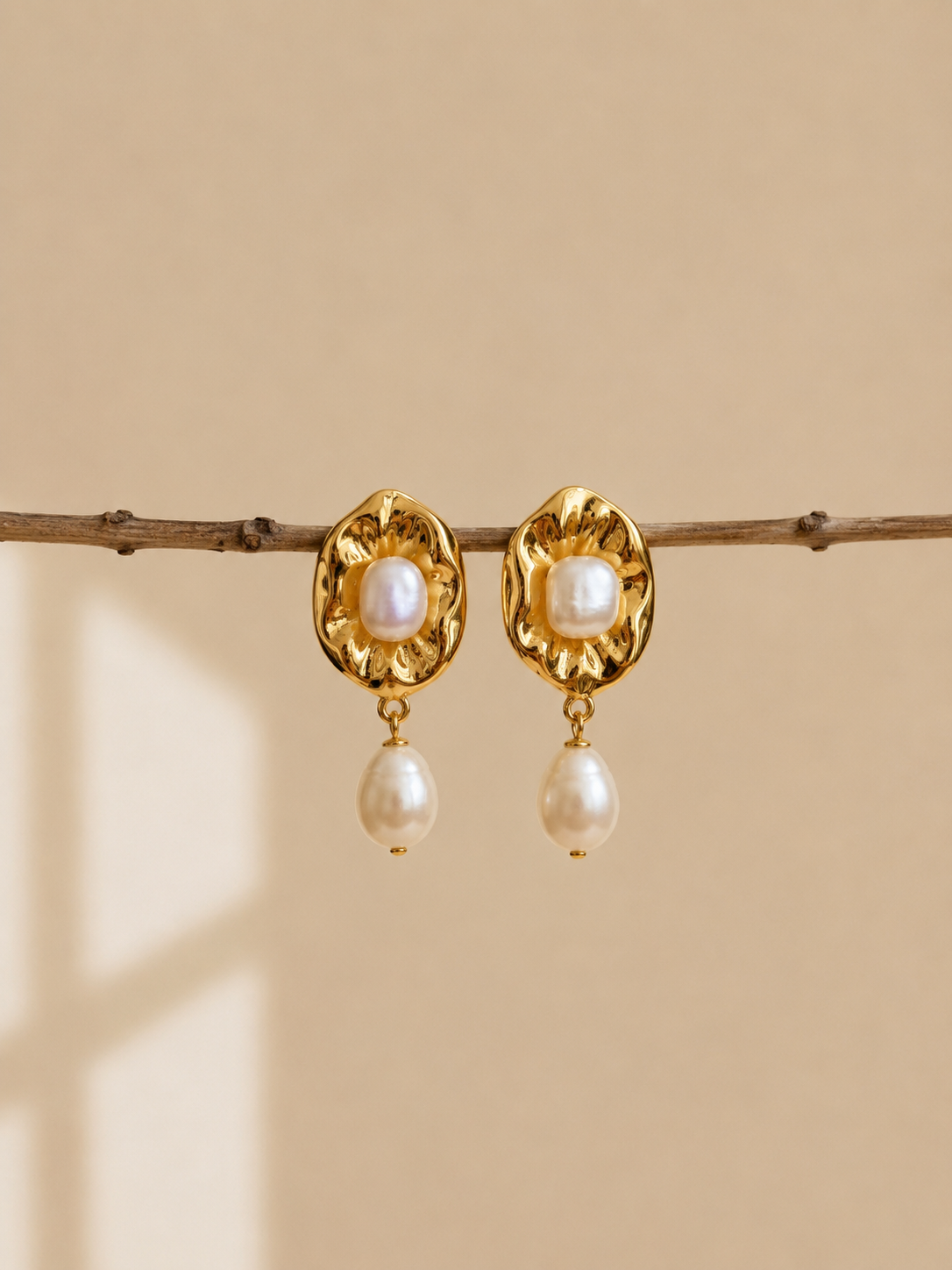 Ximena Pearl Earrings