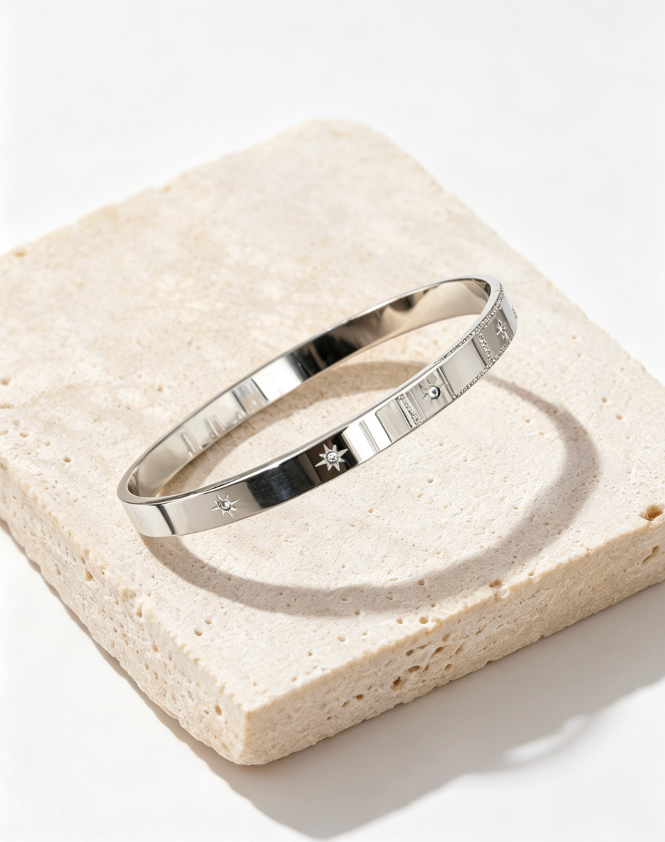 Quinn Bangle (Silver)
