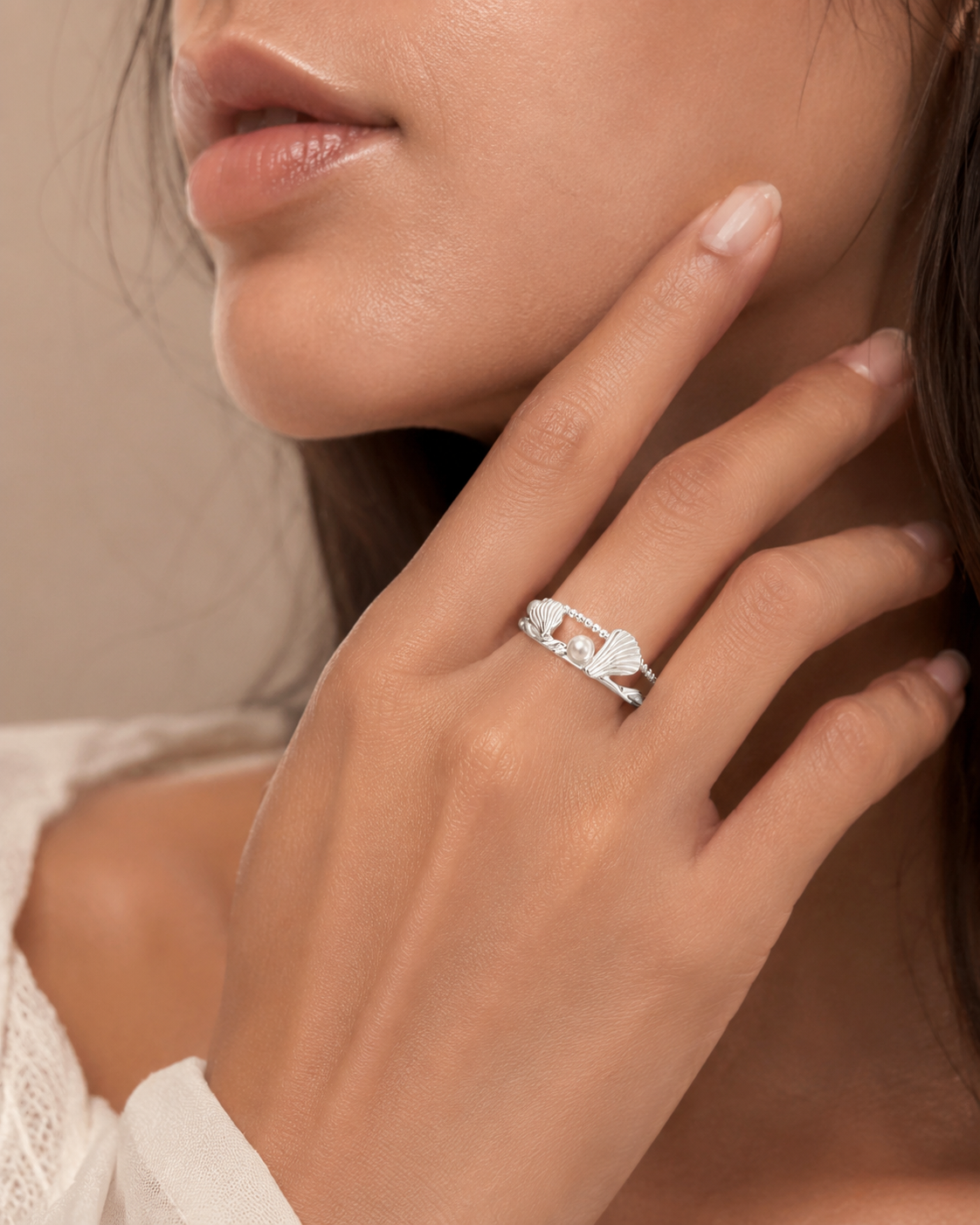 Eira Shell Ring