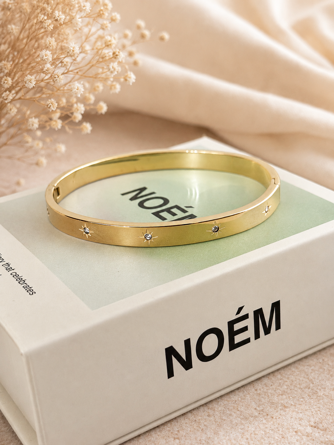 Quinn Bangle (Gold)
