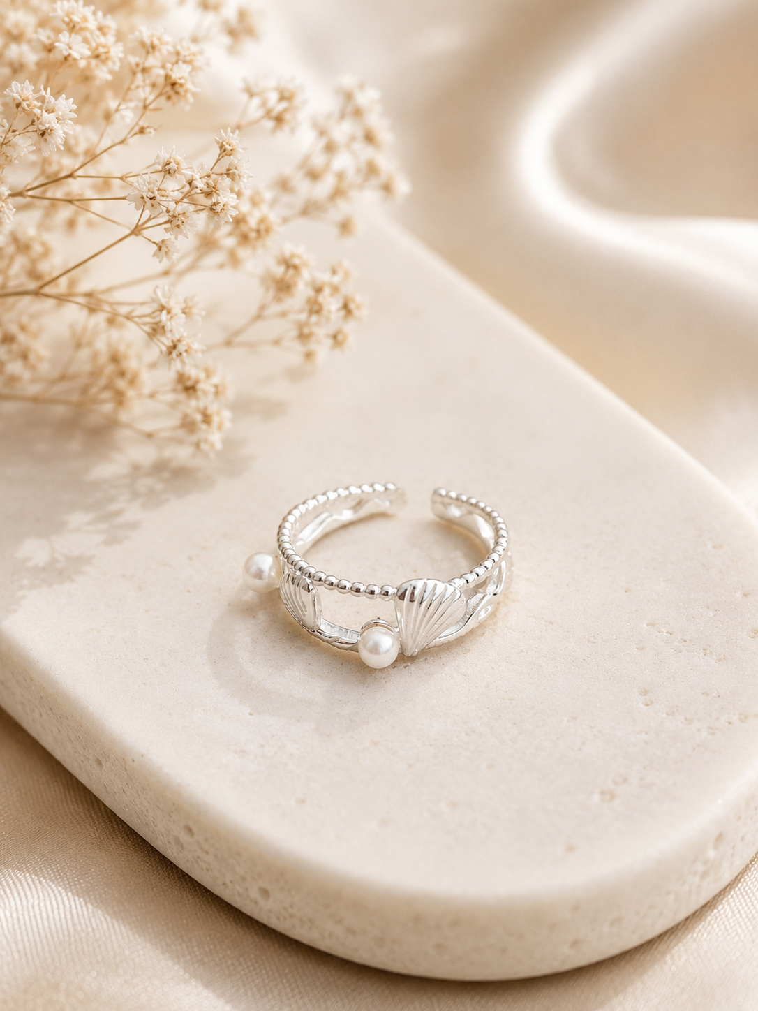 Eira Shell Ring