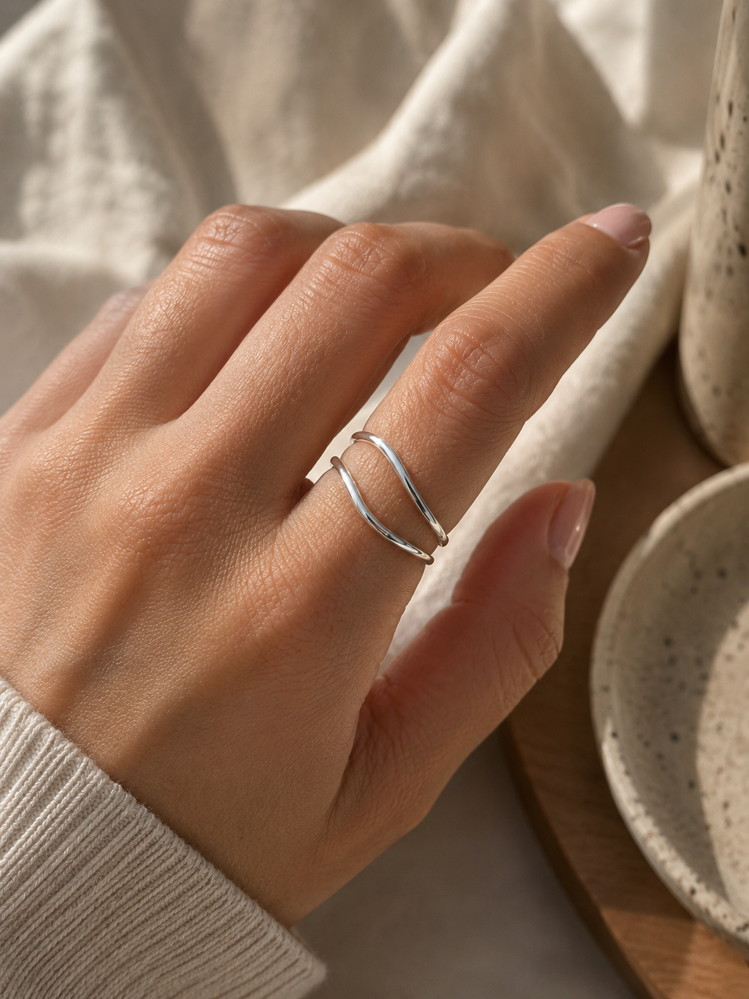 Thyra Ring