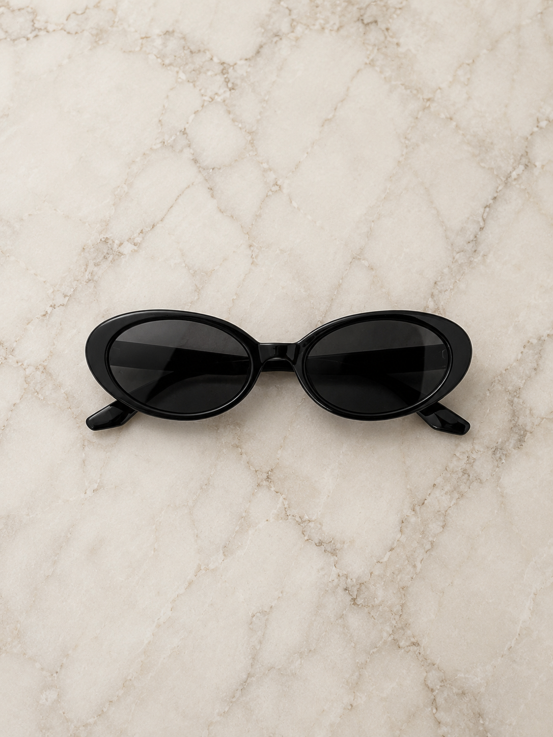 The Kyra (black)