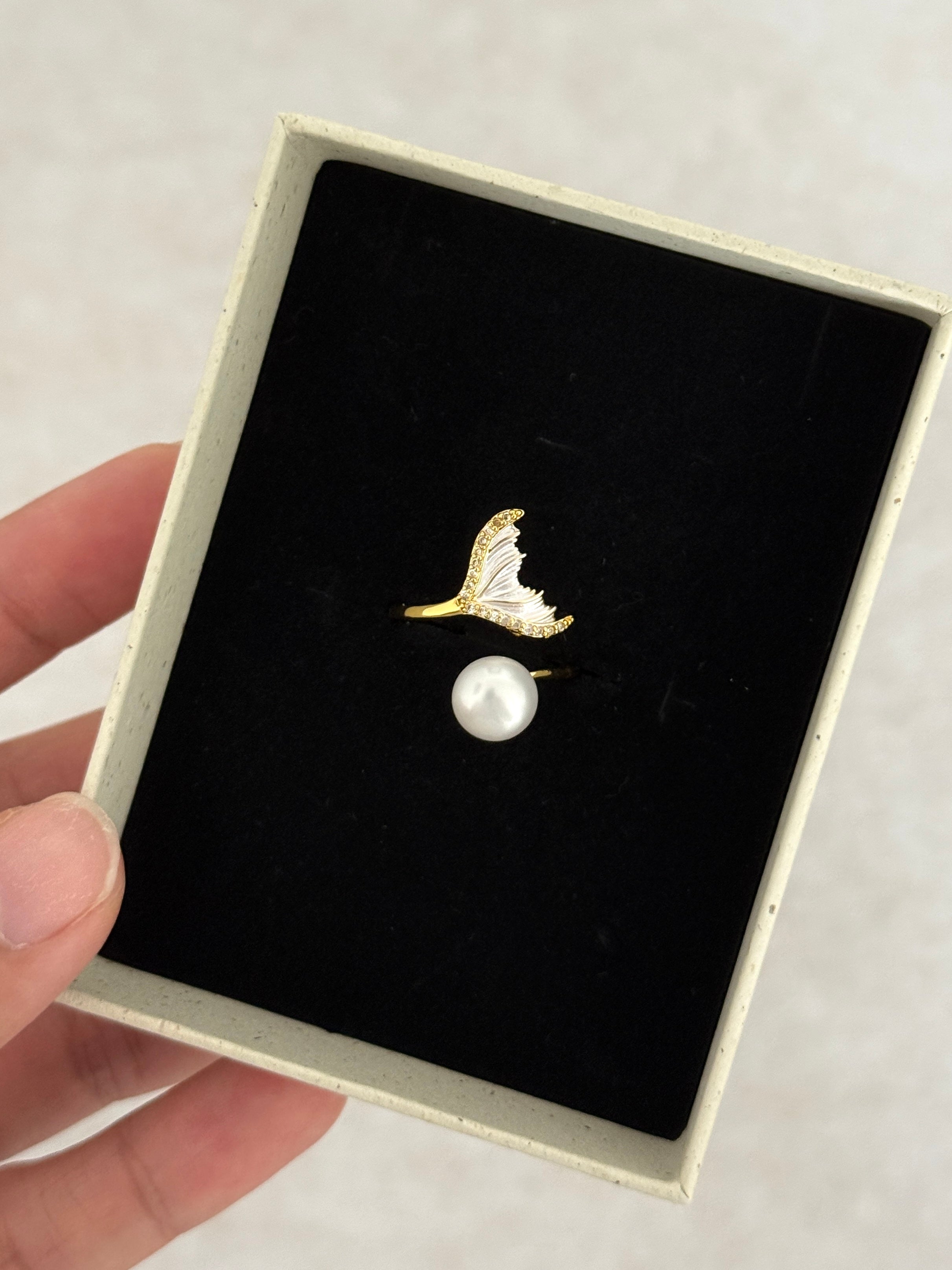 Livana Pearl Ring