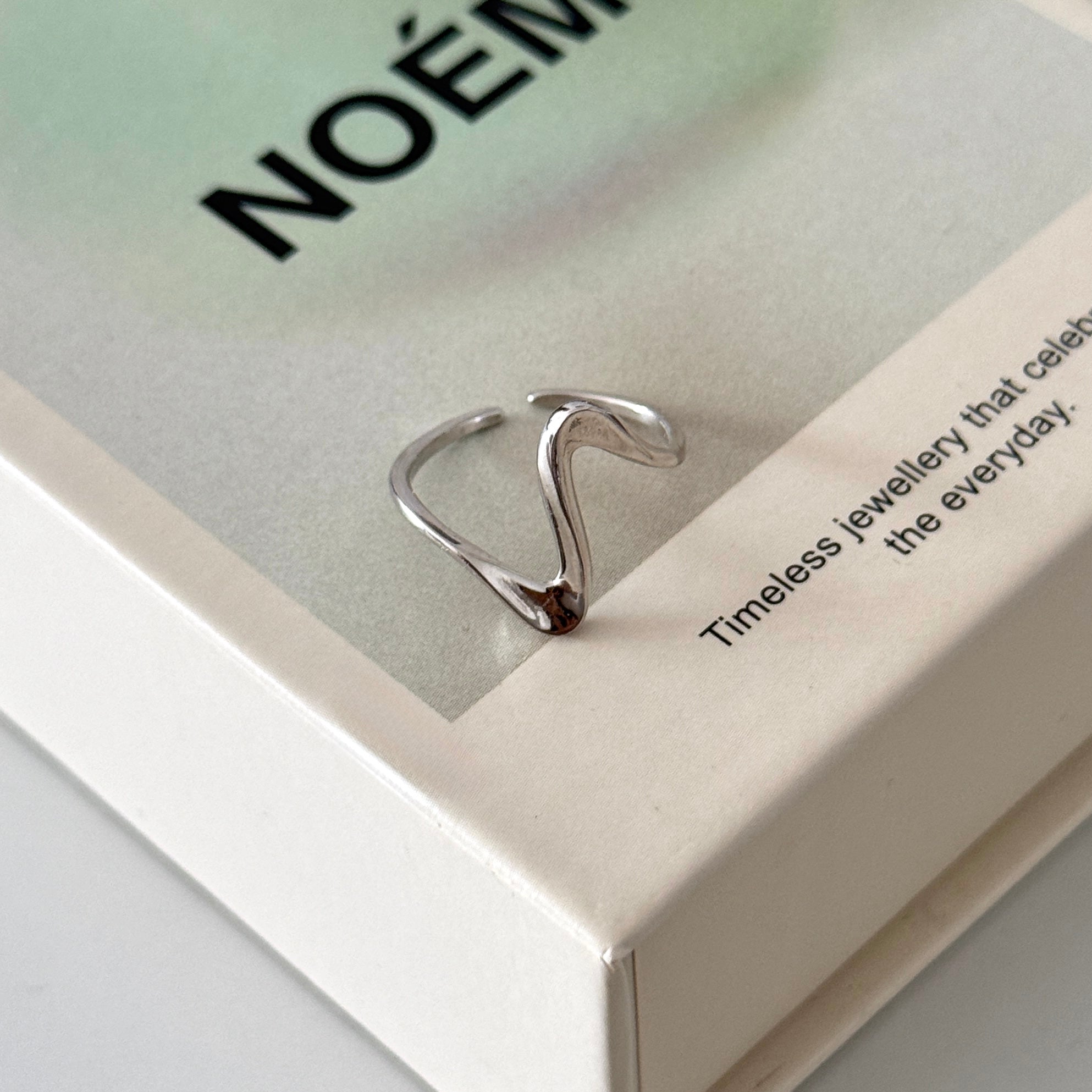 Piper Wave Ring