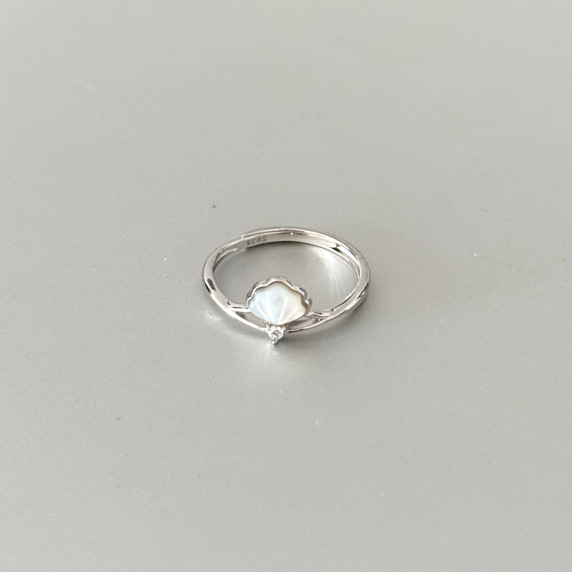 Yvette Shell Ring
