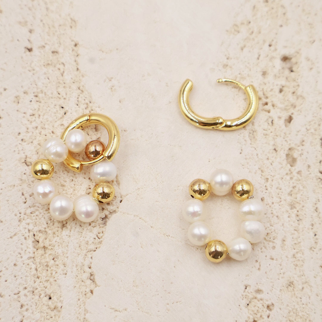 Naida Pearl Earrings