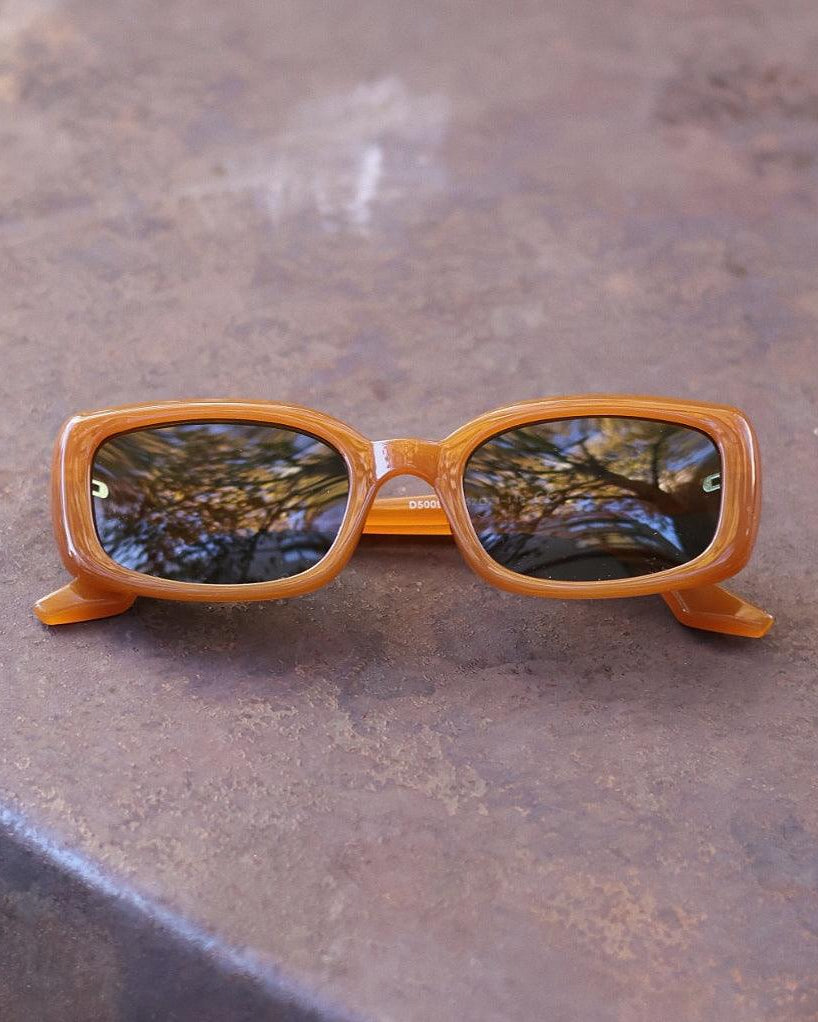 Stylish and Trendy POLARISED Sunglasses for Men and Women - UV Protection polarised Eyewear for Fashion Enthusiasts