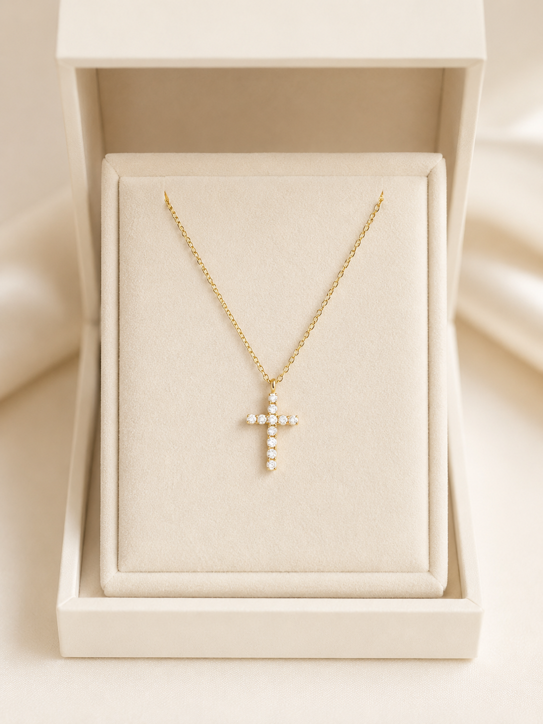 Elio Necklace