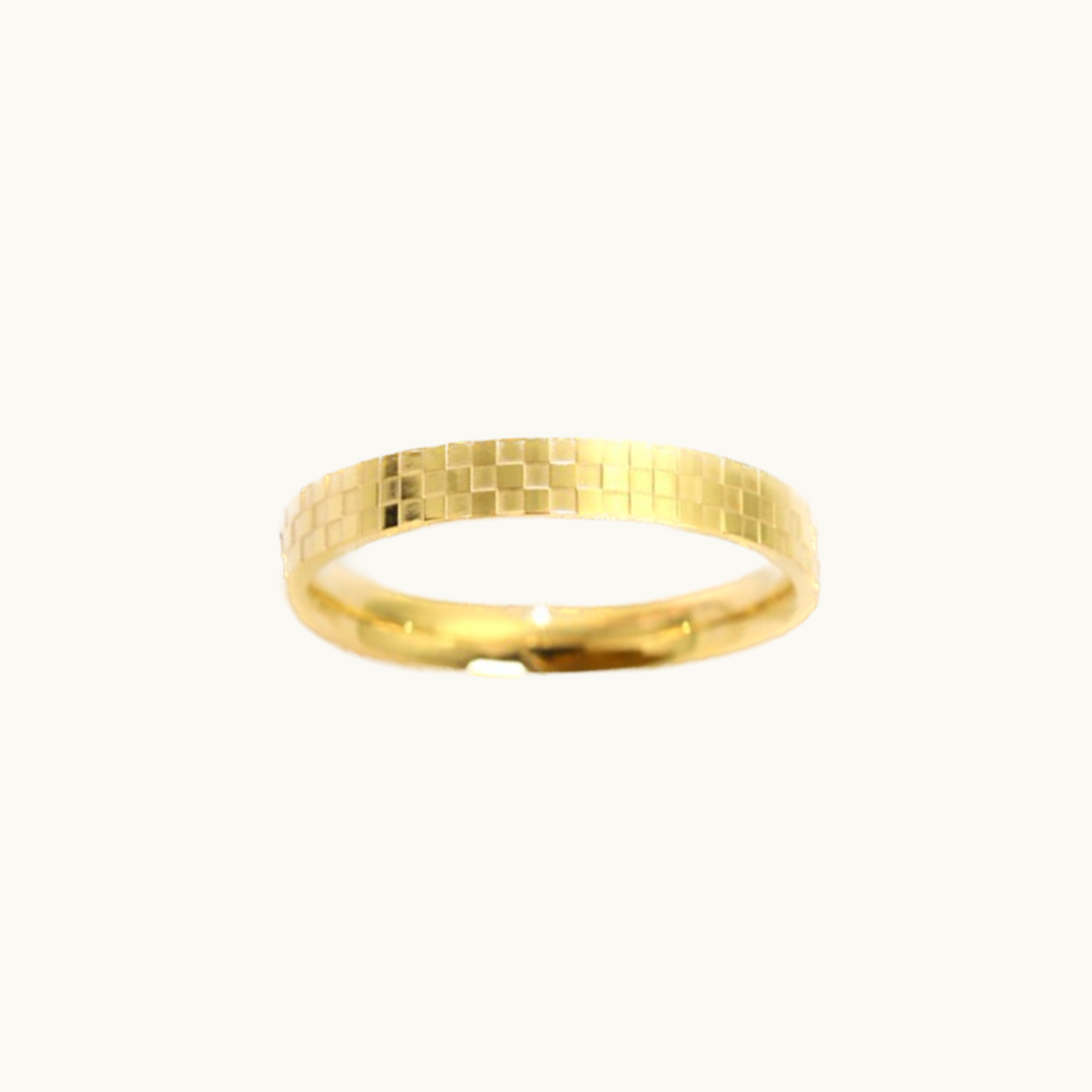 Eseme Ring