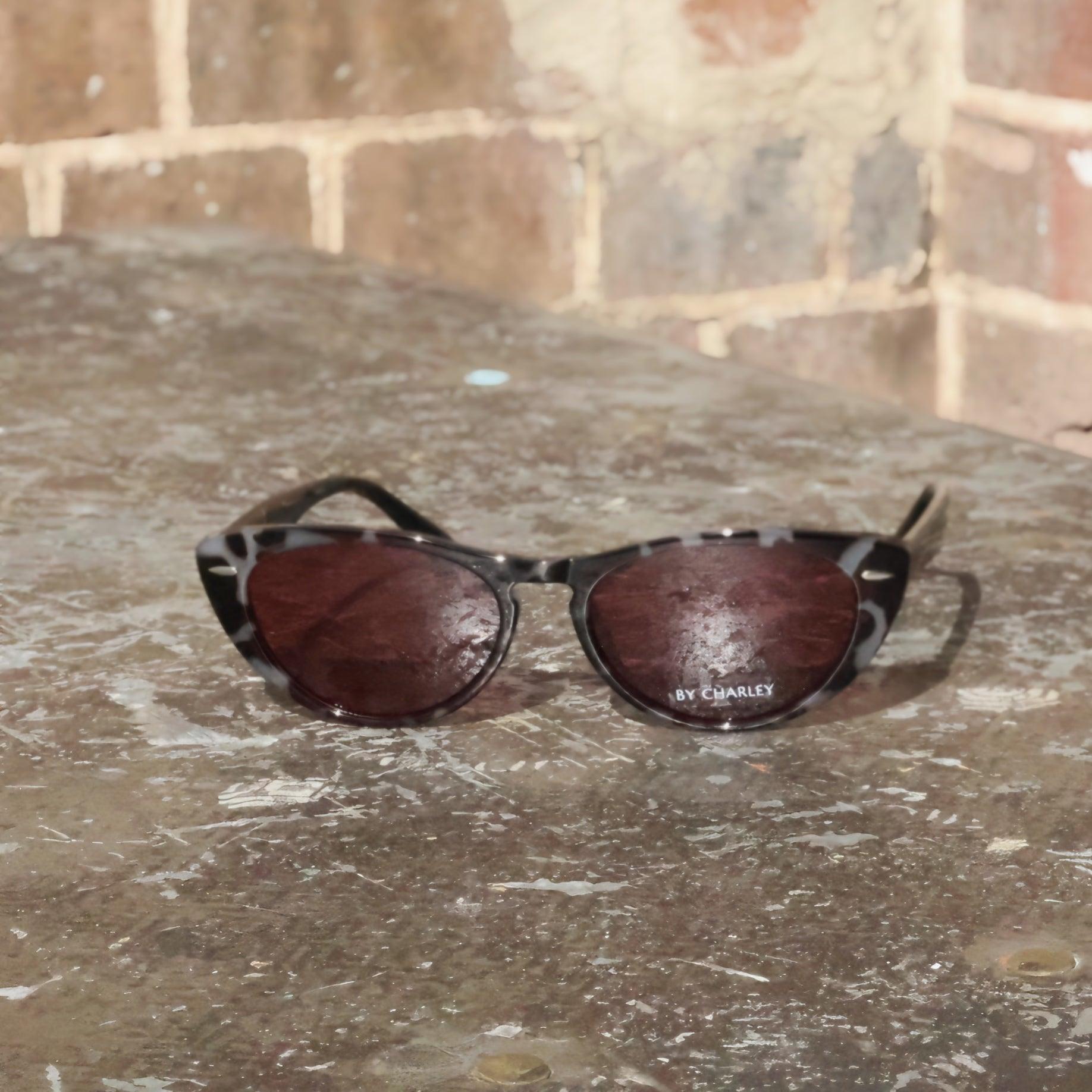 unisex vintage cat eye sunglasses with modern polarised lenses. Stylish cat eye sunglasses inspired by classic vintage fashion.
