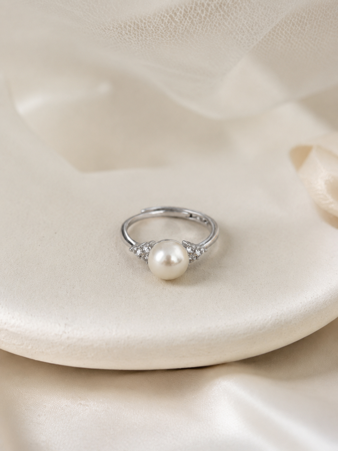 Daria Pearl Ring (Silver)