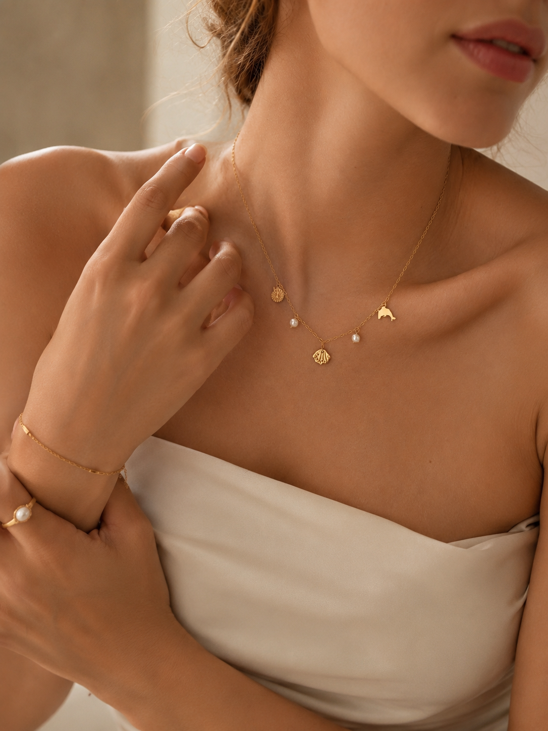 Delphine Necklace