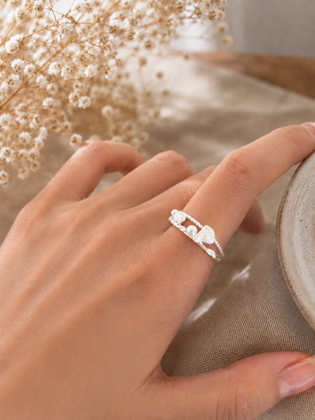 Eira Shell Ring