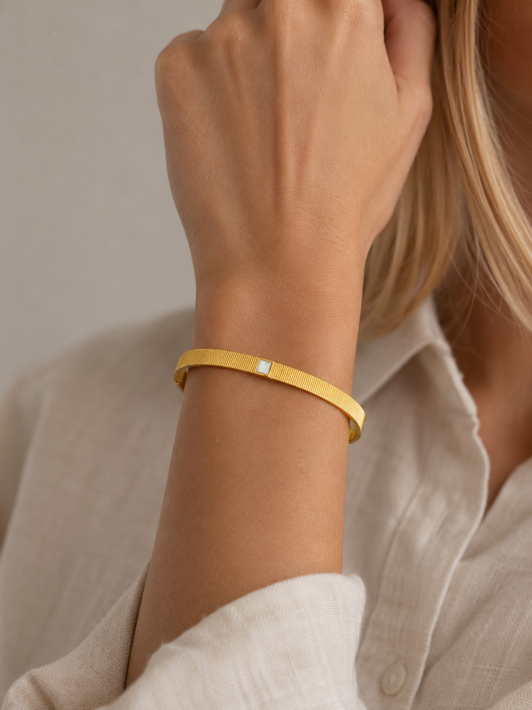 Noemi Bangle