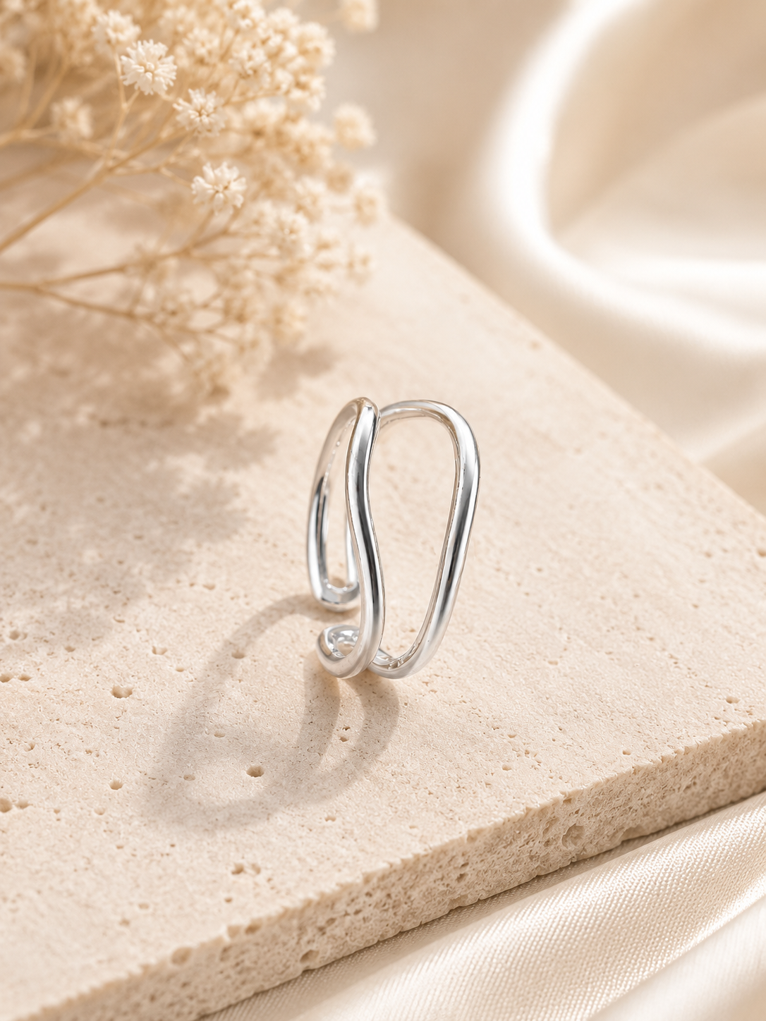 Thyra Ring
