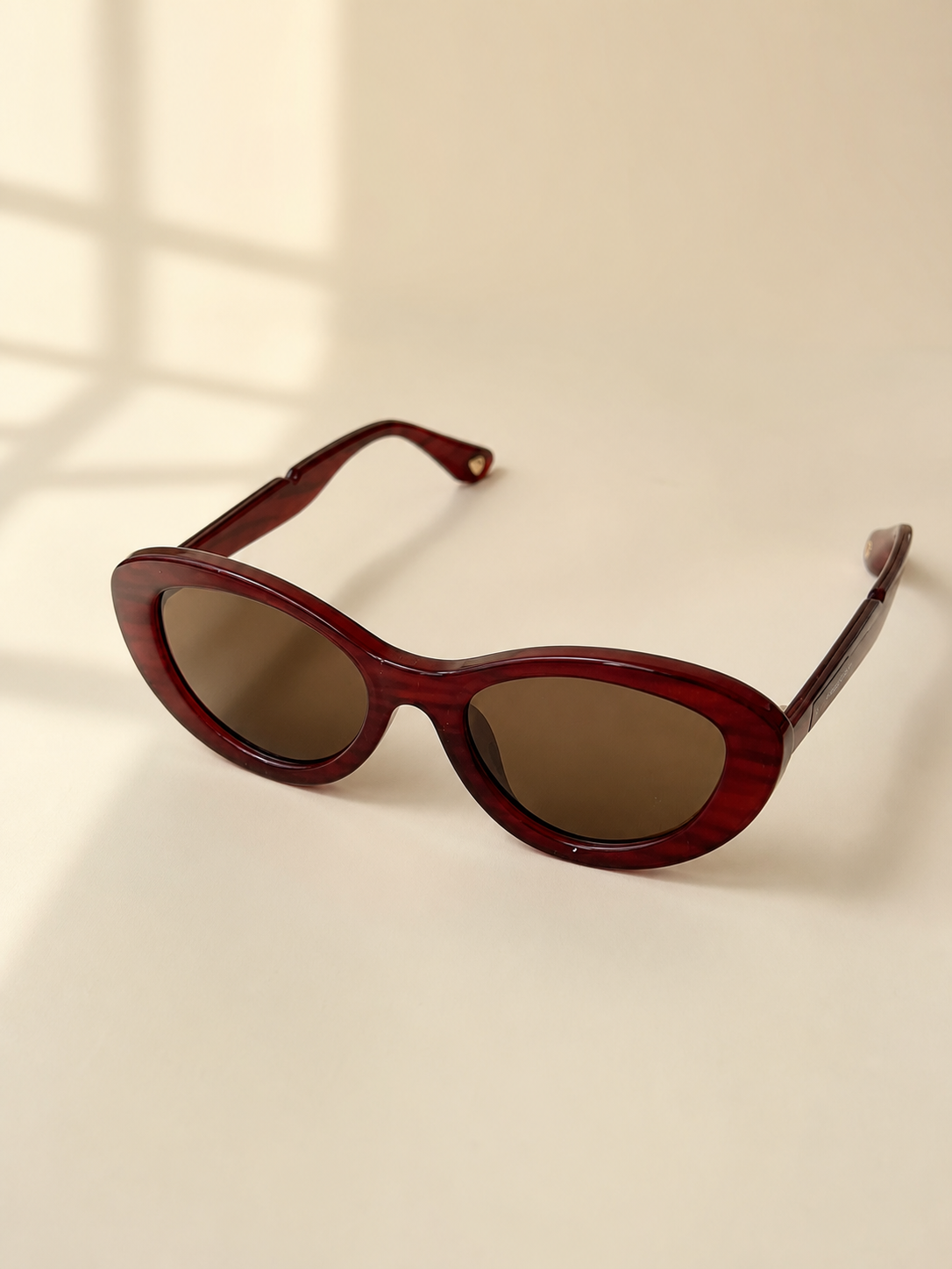 The Freesia (red)