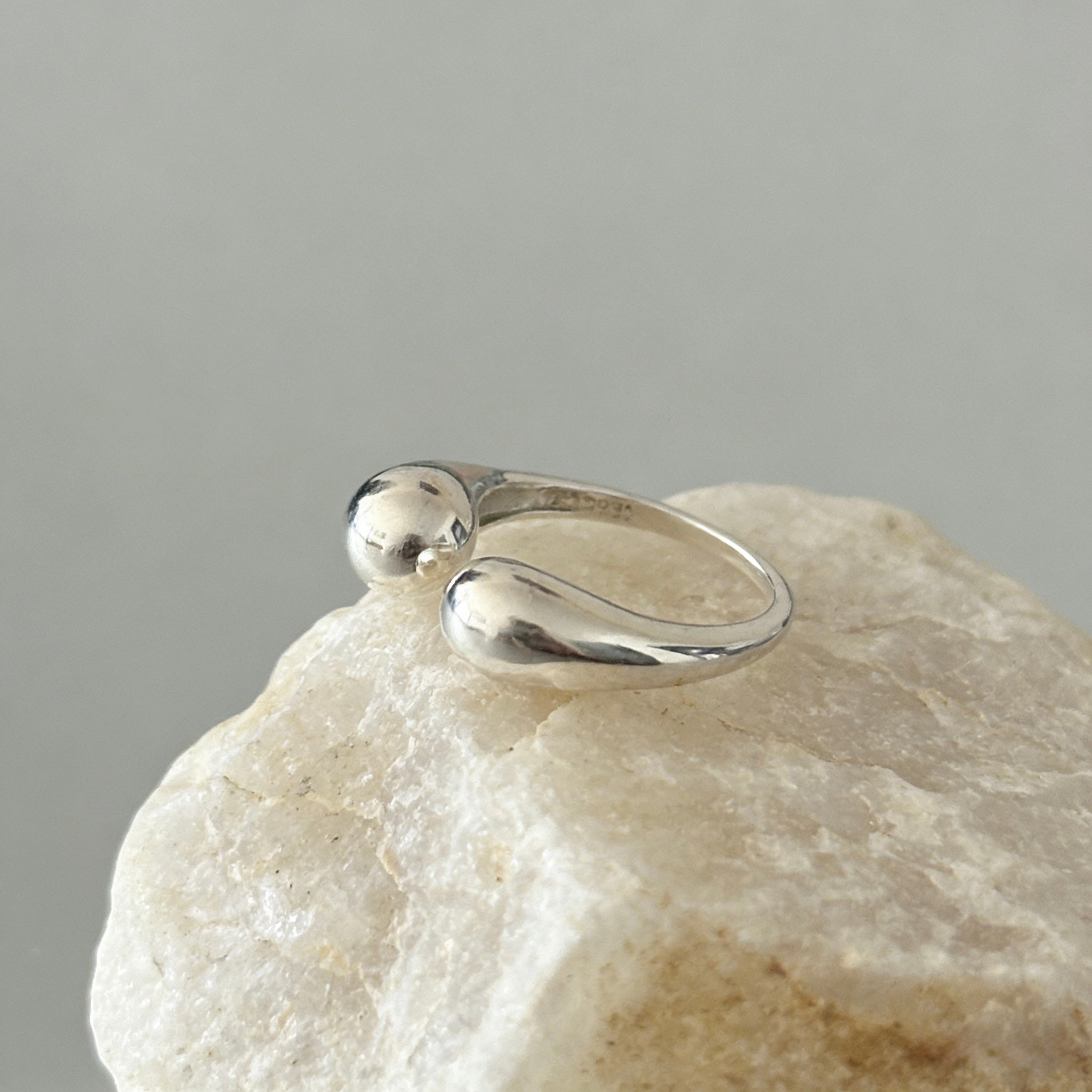 Adele Ring