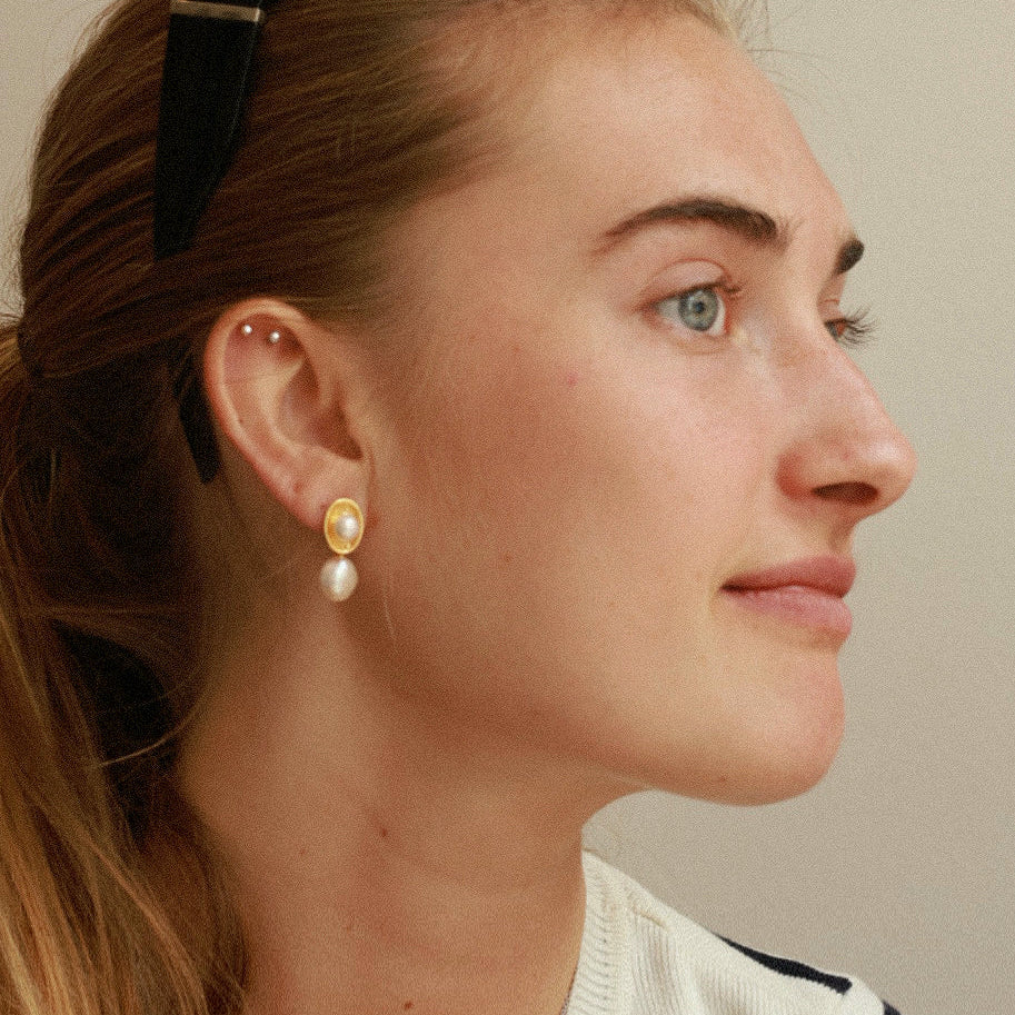 Vintage style oval 18K Gold Plated Freshwater Pearl earrings featuring freshwater pearls and teardrop pearl dangles.