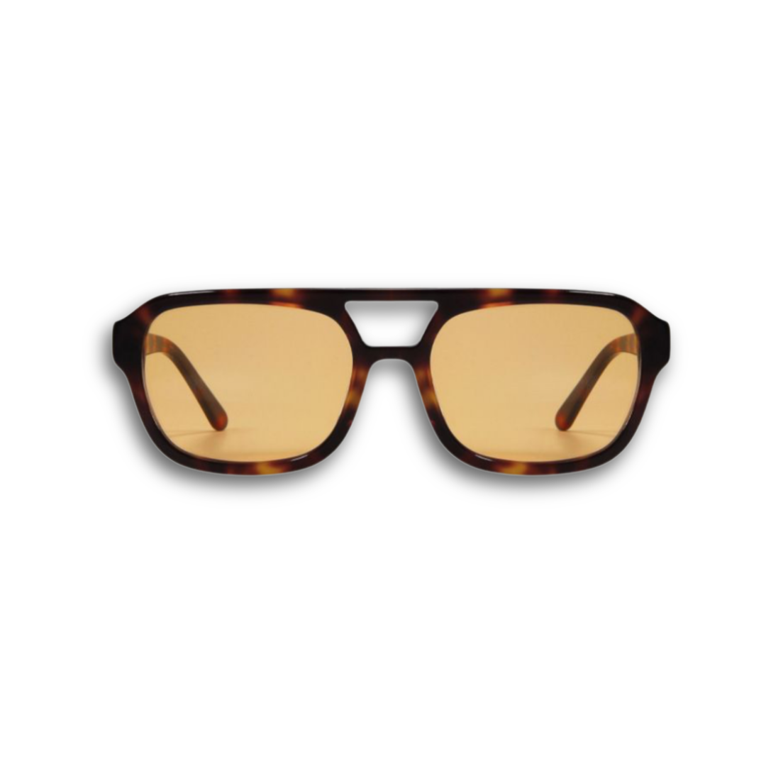 Unisex vintage aviator sunglasses with modern polarised lenses. Stylish pilot sunglasses inspired by classic vintage fashion.